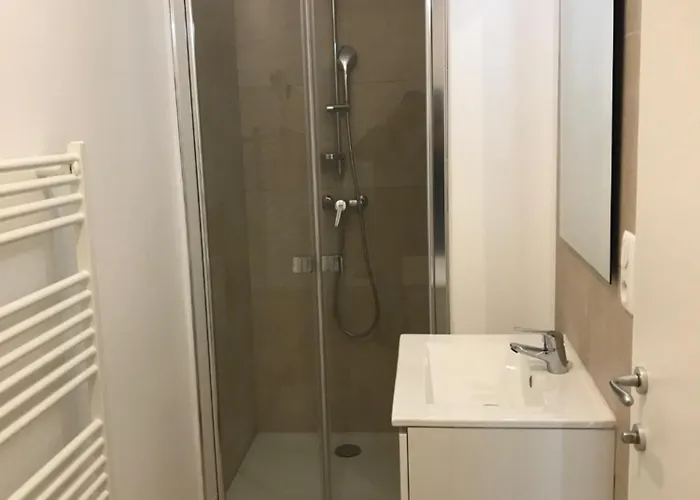 Bord De T4 Marina Di Bravonne N5-6 Appartement *